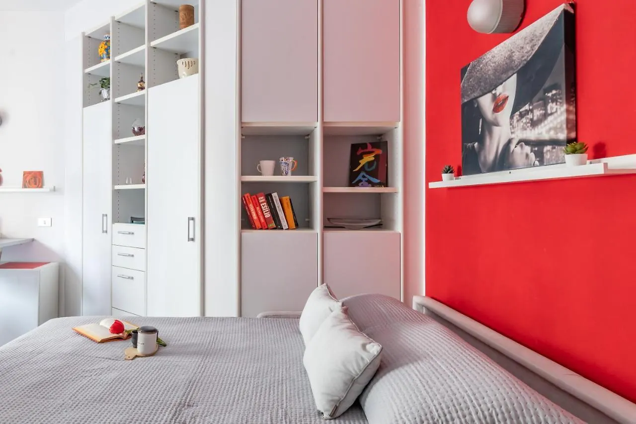 Ai Fiordalisi - Milan City - By Host4U 0*,  Italien